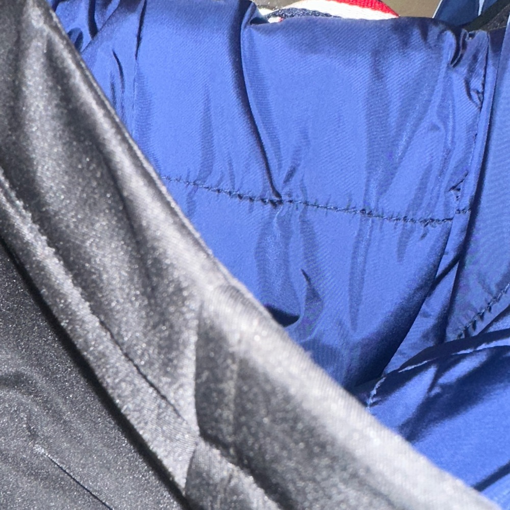 Tommy Hilfiger Men's Performance Windbreaker and Rain Jacket with Quilted Lining - Picture 5 of 16